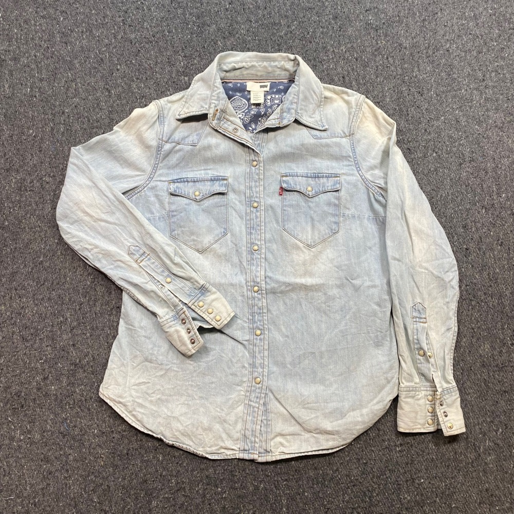 Levi Western Denim Shirt Sz L Womens Light Blue Boho Pearl Snap Paisley Lining